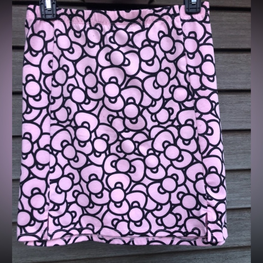 Hello Kitty πΈπ± Skirt XL super fun and relaxing very comfortable and enjoyable! - Picture 7 of 16